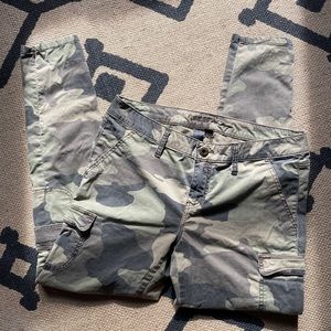 Guess Los Angeles Camo Pants